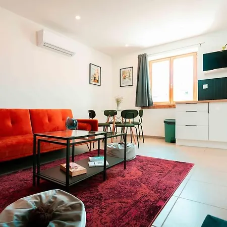 Au Coeur De La Avec Parking Apartment *